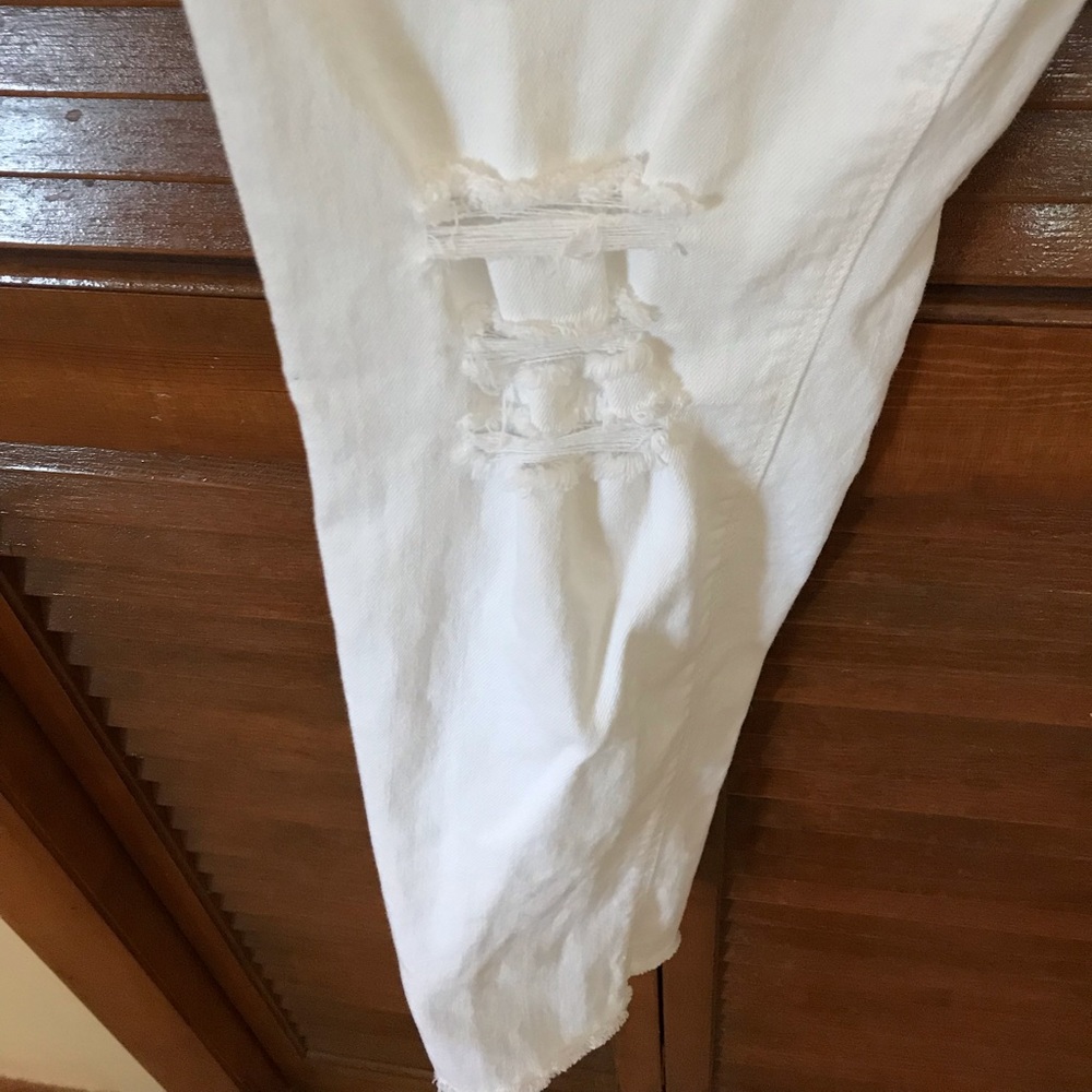White House Black Market White Cropped Jeans - Picture 5 of 5
